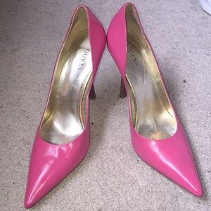 Guess Carrie Smooth Pink Leather Pump Heels.